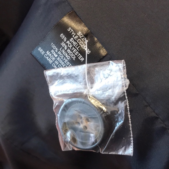 Jacket - Picture 5 of 5